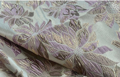 Brocade with Lilac and Gold Motifs: Elegance and Refinement