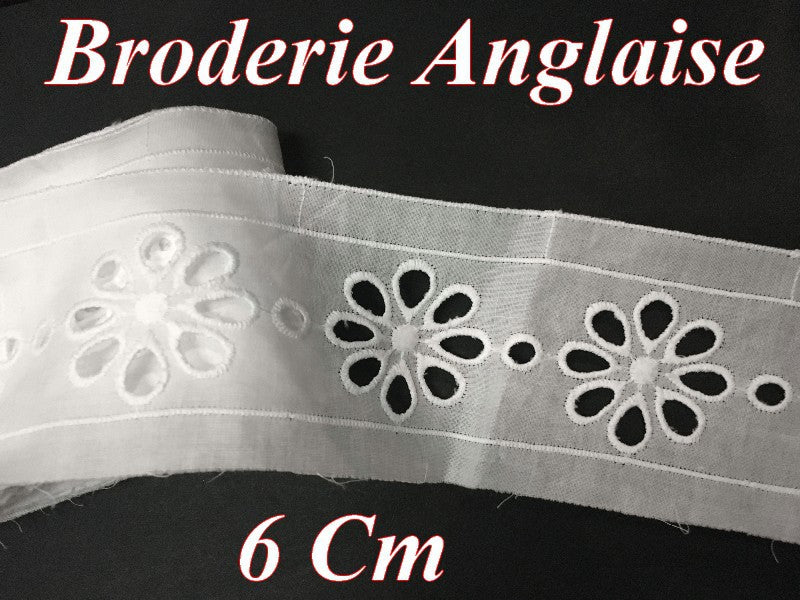 English Embroidery Cotton by the Meter in 6 cm White to sew.