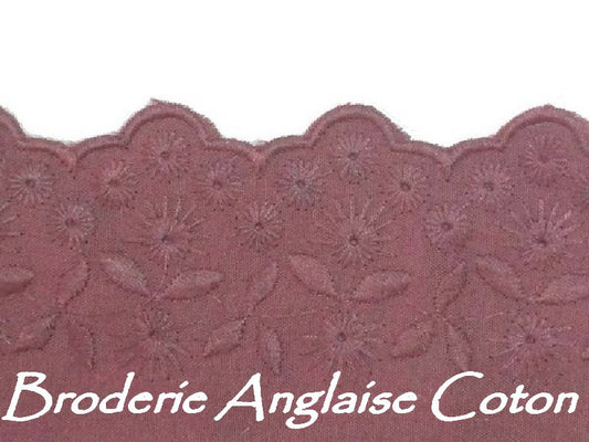 English Embroidery Cotton in 7 cm to Sew in Burgundy Wine Color.