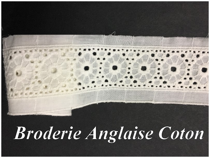 Ivory English Embroidery in Cotton Fabric by the Meter in 6 cm for Creative Hobbies.