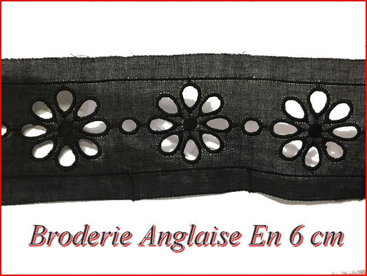 English Embroidery Black Cotton by the Meter in 6 cm to Sew.
