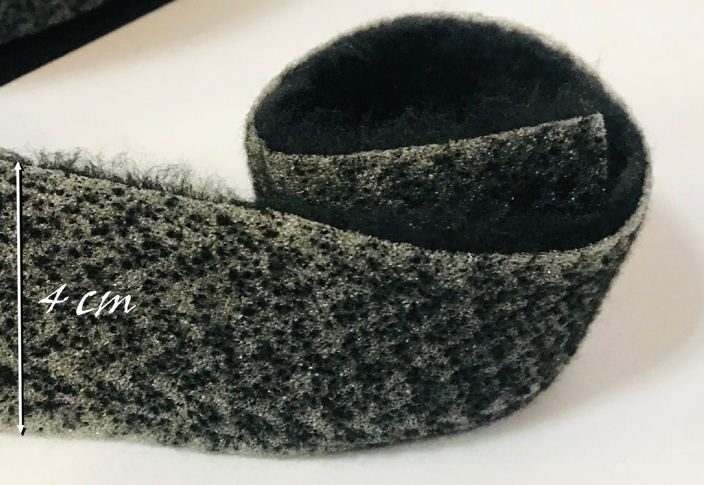 Cigarette sleeve epaulette sewing by the meter Black