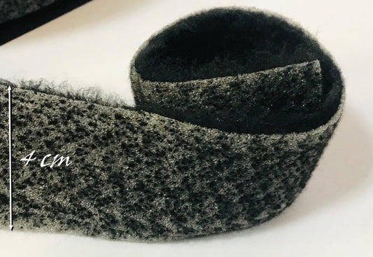 Cigarette sleeve epaulette sewing by the meter Black