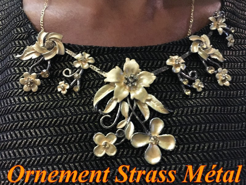 Metal Flower Shaped Jewelry Necklace to Sew for Customizations.