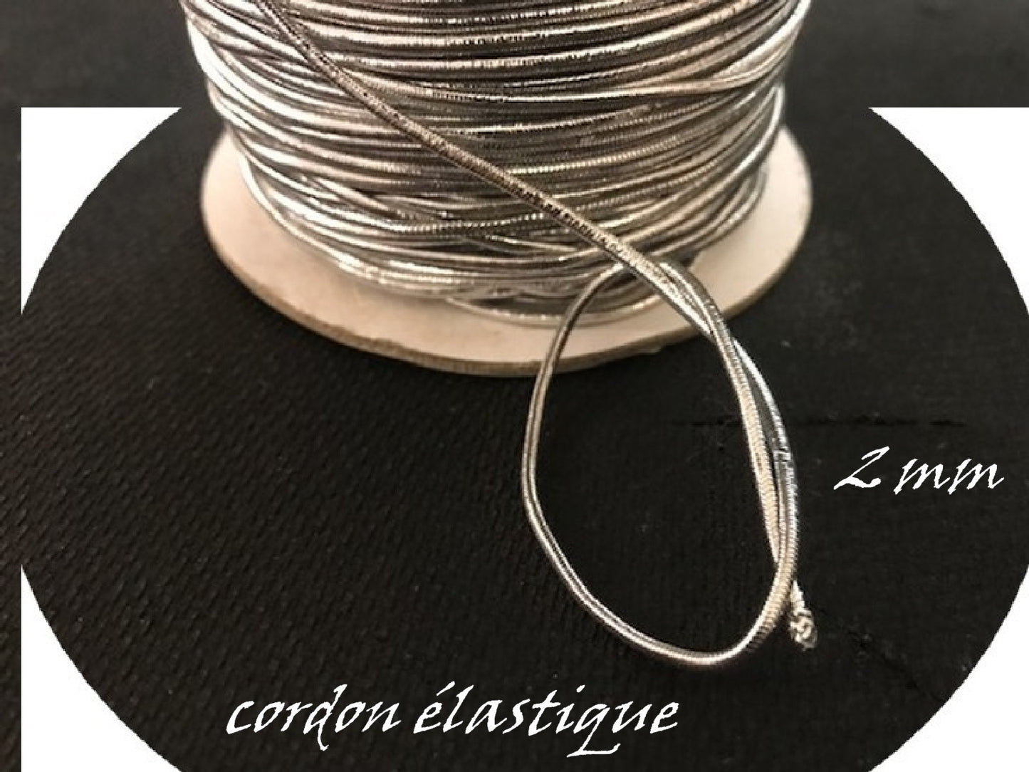 Cordon Elastique FIL Argenté Lisse Rond  En 2 mm A Coudre Pour Loisirs Créatifs.