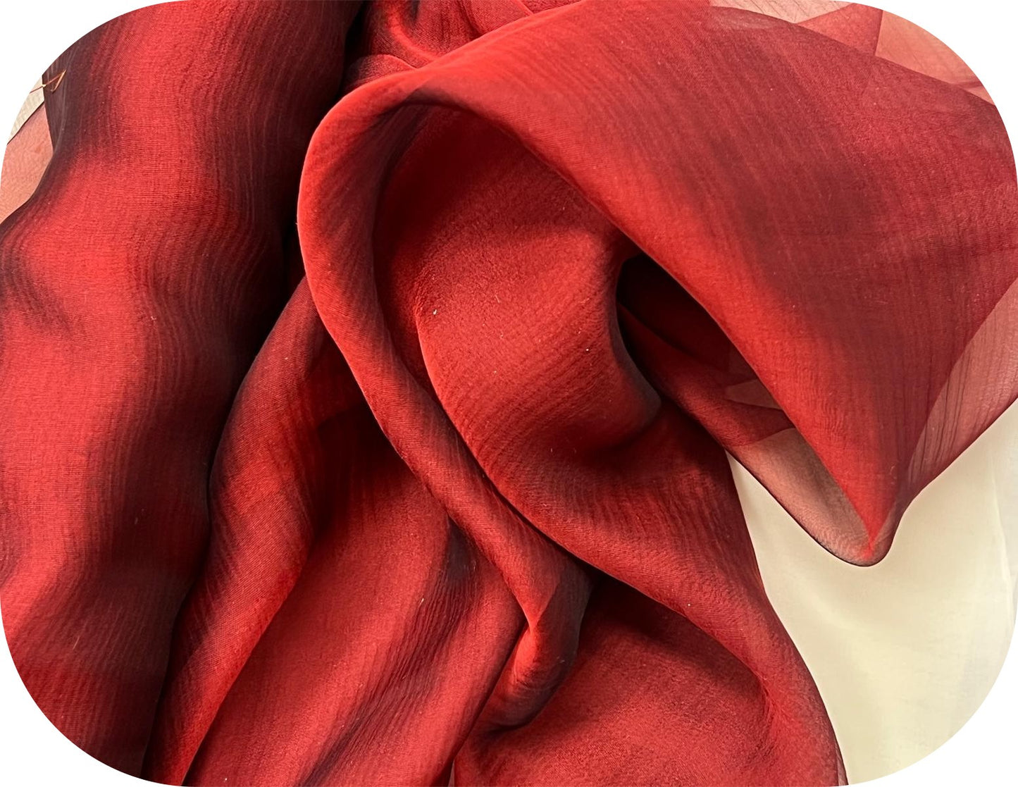 Mousseline de Soie Changeante Bordeaux et Noir 145 cm - Haute Couture