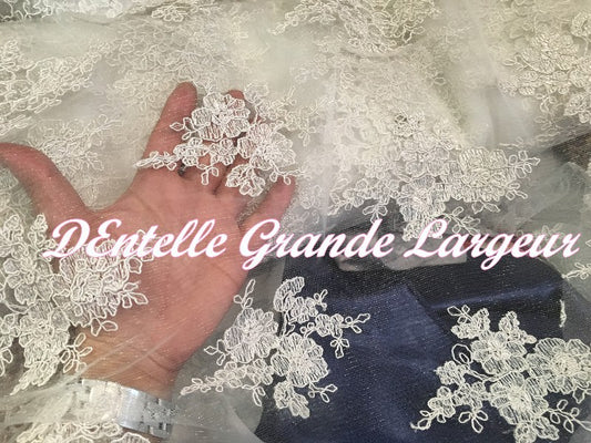 Dentelle Au Mètre En  Broderie ivoire Couture Pour Mariage Et Cérémonie