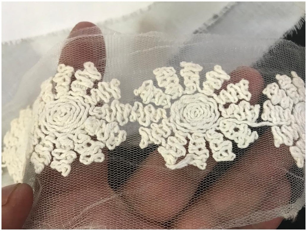 Encaje Bordado Crudo sobre Tul en 8 cm en forma de flores Costura Para Personalizaciones