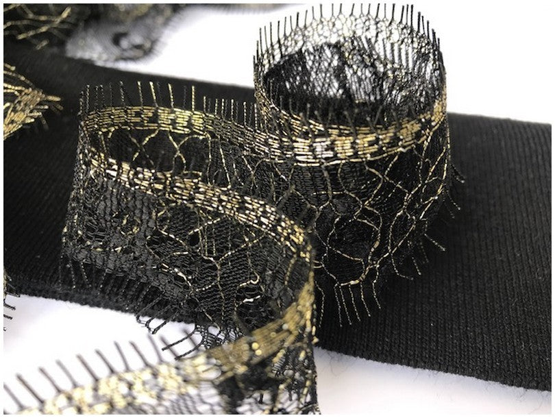 Dentelle Chantilly Noir Filé Or Couture Au Mètre