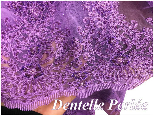 Dentelle Perlée Parme En Grande Largeur , Pour Robes De Cerémonie, Bustier Et Lingerie De Luxe.