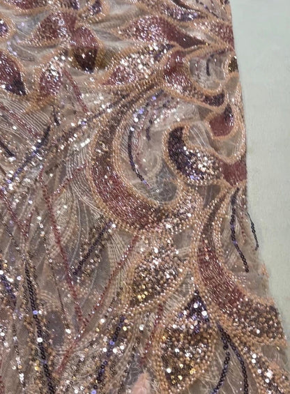 Tissu Haute Couture Plumes & Perlage Rosé Doré – 145 cm