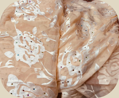 Mousseline Devoré en soie Saumon Clair Ornée de Strass – Haute Couture