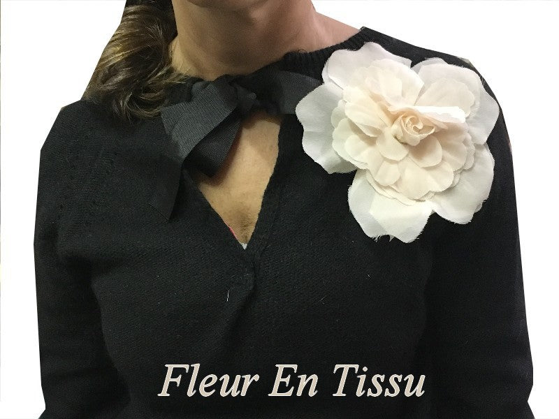 Flesh-Colored Fabric Flowers to Sew for Decoration and Customization