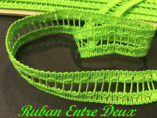 Braid Between Two By The Meter Fluorescent Green In Day Scale of 2 cm To Sew For Clothing Sewing