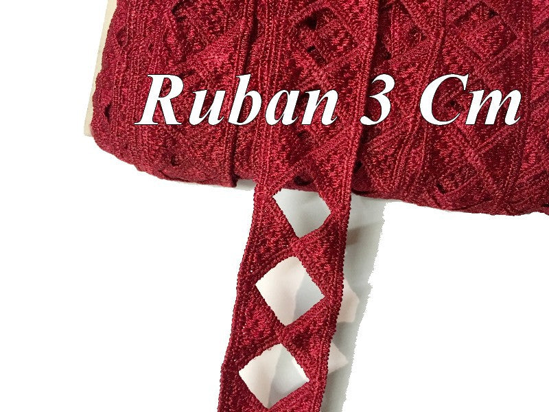 3cm Red Openwork Diamond-Shaped Ribbon Trim for Decorations and Customizations.