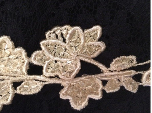 Beige Flower Guipure by the Meter: Elegance and Refinement for Your Creations