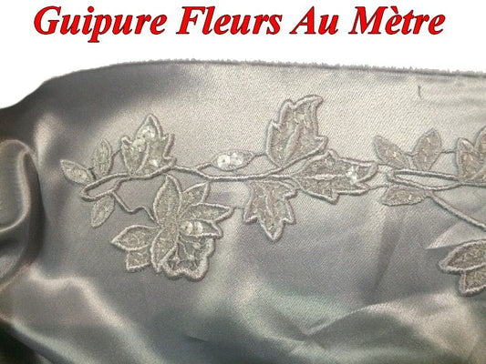 Guipure by the meter in 6 cm Pearl Grey decorated with Sequins for Customizations.