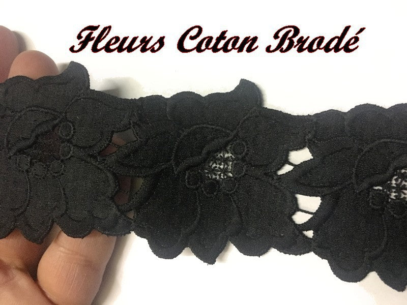 Embroidered Guipure in Flower Pattern Cotton by the Meter in 5 Cm Black to Sew for Customizations and Creative Hobbies.