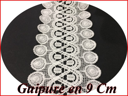 Guipure Lace by the Meter in 9 cm White for Customization and Decoration of Clothing.