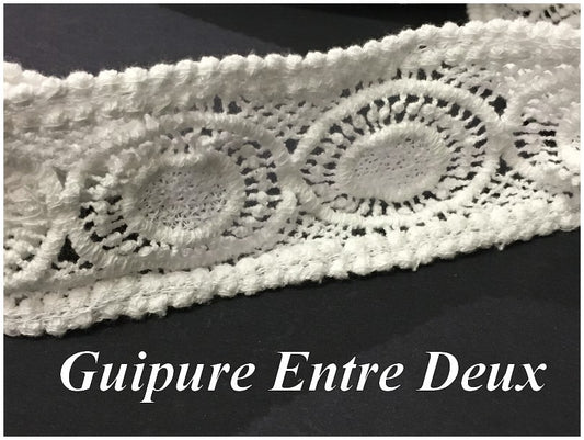 White Guipure Between Two By The Meter In 6 Cm Openwork For Customization And Decoration Of Clothing.
