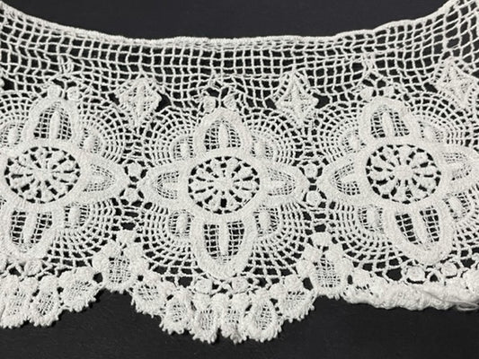 Macrame Cotton Guipure by the Meter in 15 cm White, in Flower Patterns for Customizations and Decorations.