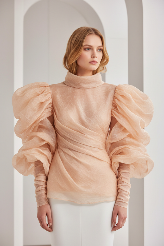 Chemisier haute couture à manches bouffantes en organza de soie froissé saumon