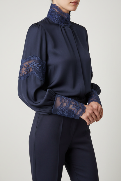 Top avec dentelle brodée indigo sur tulle 16cm - galon élégant
