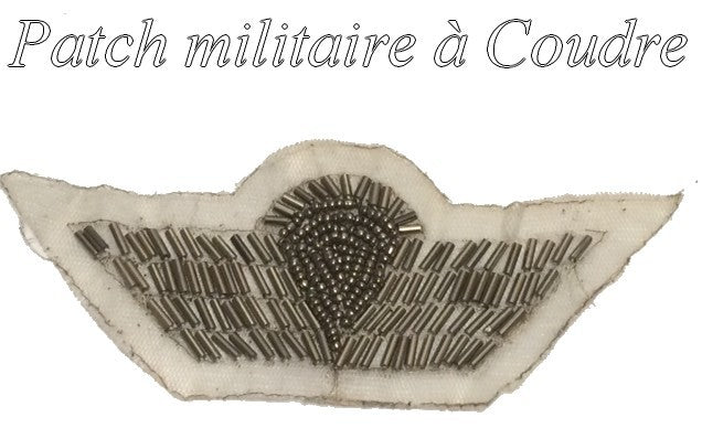 Insigne, Emblème Militaire, Applique En Sequins Argent, A Coudre