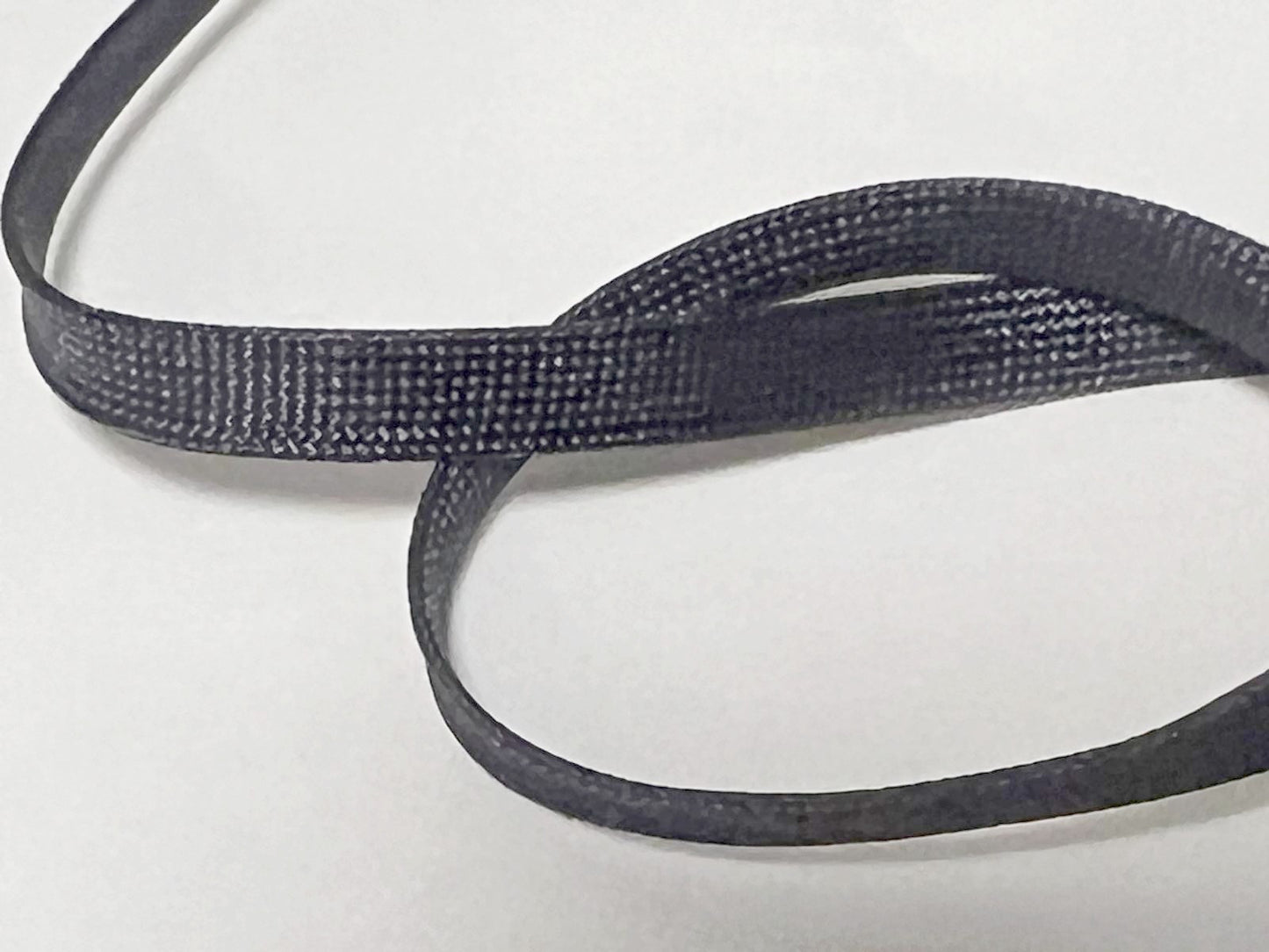 Lacet Tressé plat Marine Brillant en 6 mm Au Mètre Couture.