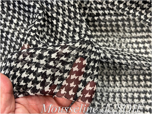 Mousseline de soie pied-de-poule – Élégance légère et graphique