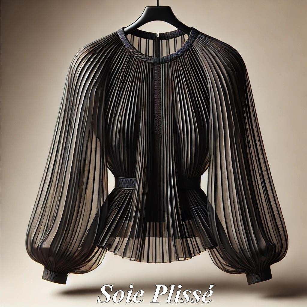 Mousseline de Soie Plissée | Tissu Luxueux et Élégant. Pleated Silk Chiffon | Luxurious and Elegant Fabric