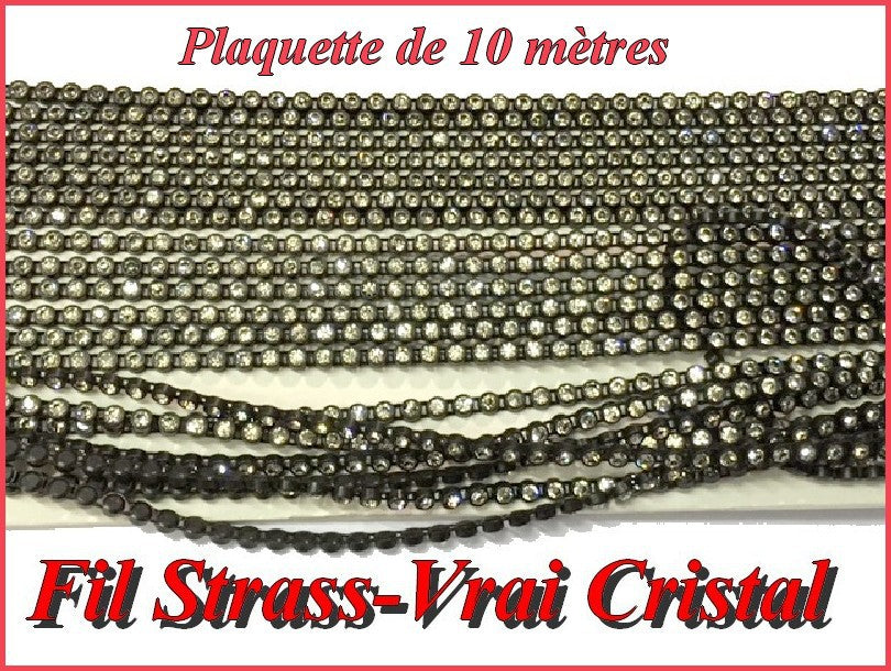 Plaquette De 10 Mètres De Fil Strass Au Mètre En cristal Blanc 4mm Sur Support Noir.