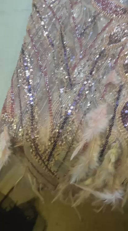 Tissu Haute Couture Plumes & Perlage Rosé Doré – 145 cm