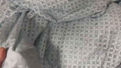 Dentelle Stretch Bleu Ciel 145 cm - Motif Floral Géométrique