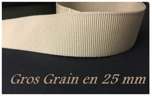 Cinta de Grosgrain Beige Lisa de 25m mm para coser para pasatiempos creativos y decoraciones.