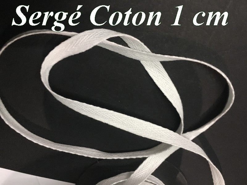 Ruban Sergé En 10 mm Blanc En coton  A Coudre Pour Loisirs Créatifs Et Décorations.