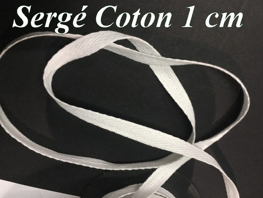 Ruban Sergé En 10 mm Blanc En coton  A Coudre Pour Loisirs Créatifs Et Décorations.