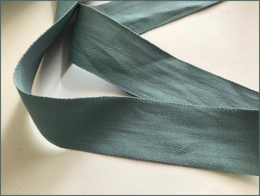 Ruban Sergé Vert Canard Au Mètre En Grande Largeur De 4,5 Cm En Coton  A Coudre Pour Loisirs Créatifs Et Décorations.