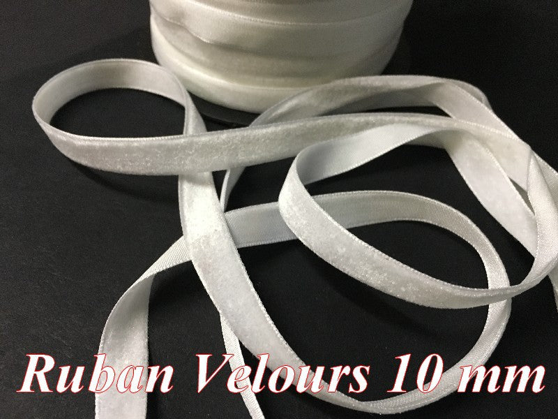 Ruban Velours en 10 mm Couleur Blanc  Pour vetements et Loisirs Créatifs