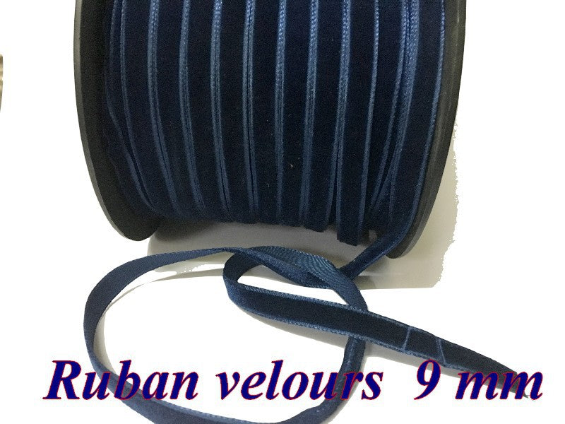 Ruban Velours en 9 mm Couleur Bleu indigo Pour vetements et Loisirs Créatifs