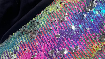 Tissu paillettes sequins multicolores irisés au mètre – 140 cm