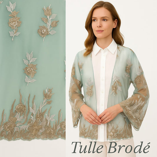 Tissu Dentelle Brodé Couture vert Sur Tulle Résille Transparent Orné De Motifs Fleurs Rose et Beige Doré Or.