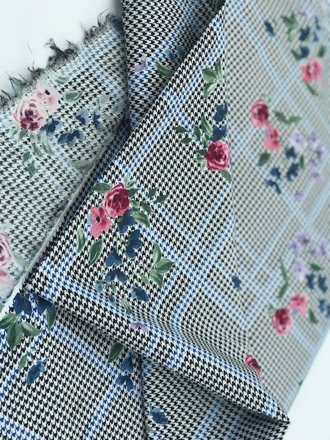 Tissu En Coton Lycra Imprimé Fleurs Prince de Galle Au Mètre En Grande Largeur