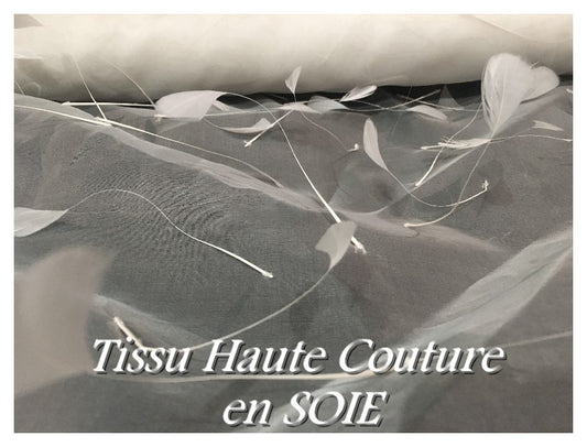 Tissu  En Soie Haute Couture, Organza ivoire Orné de Plume de Soie En Ivoire Pour Mariage et Cérémonie.