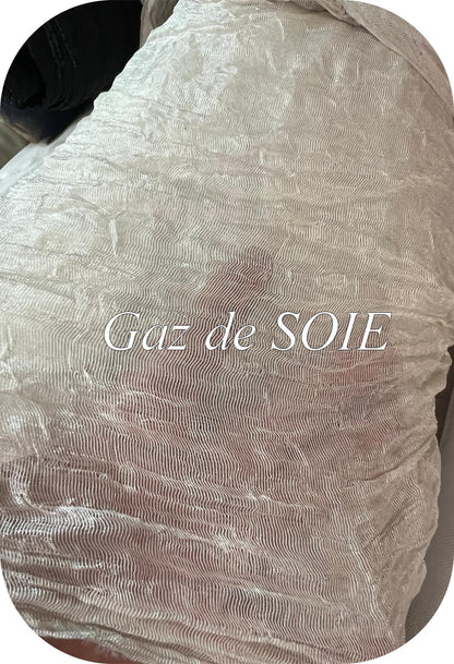 Tissu Gaz de Soie Froissée Écru – Haute Couture – 150 cm