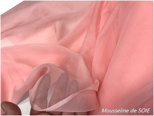Tissu Mousseline de Soie Rose Haute Couture Au Mètre.