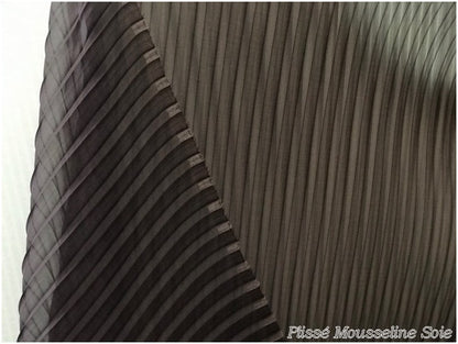 Tissu Plissé En Mousseline De Soie Marron Couture
