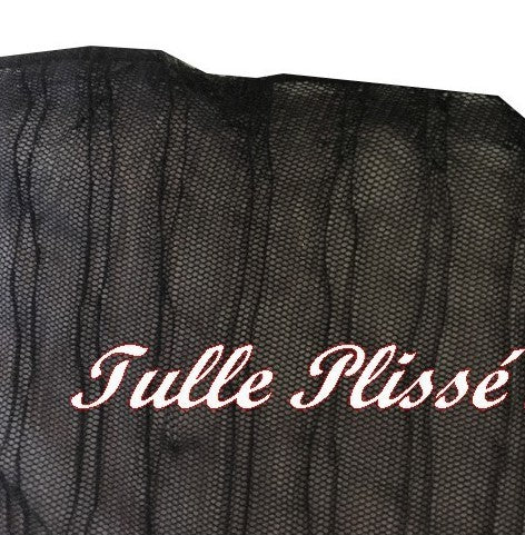 tissu plissé en résille noir pour des créations sensuelles et élégantes"