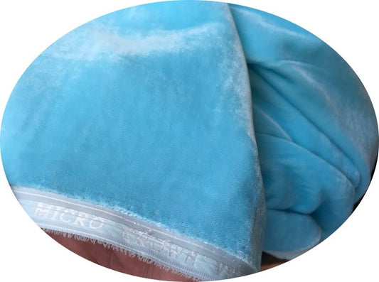 Tissu Velours BLEU CIEL  En Grande Largeur Pour Vetements Et Ameublement