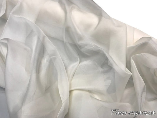 Tissu Voile Organza  Uni Ivoire  Au Mètre En Grande Largeur Pour Rideaux Et Décorations